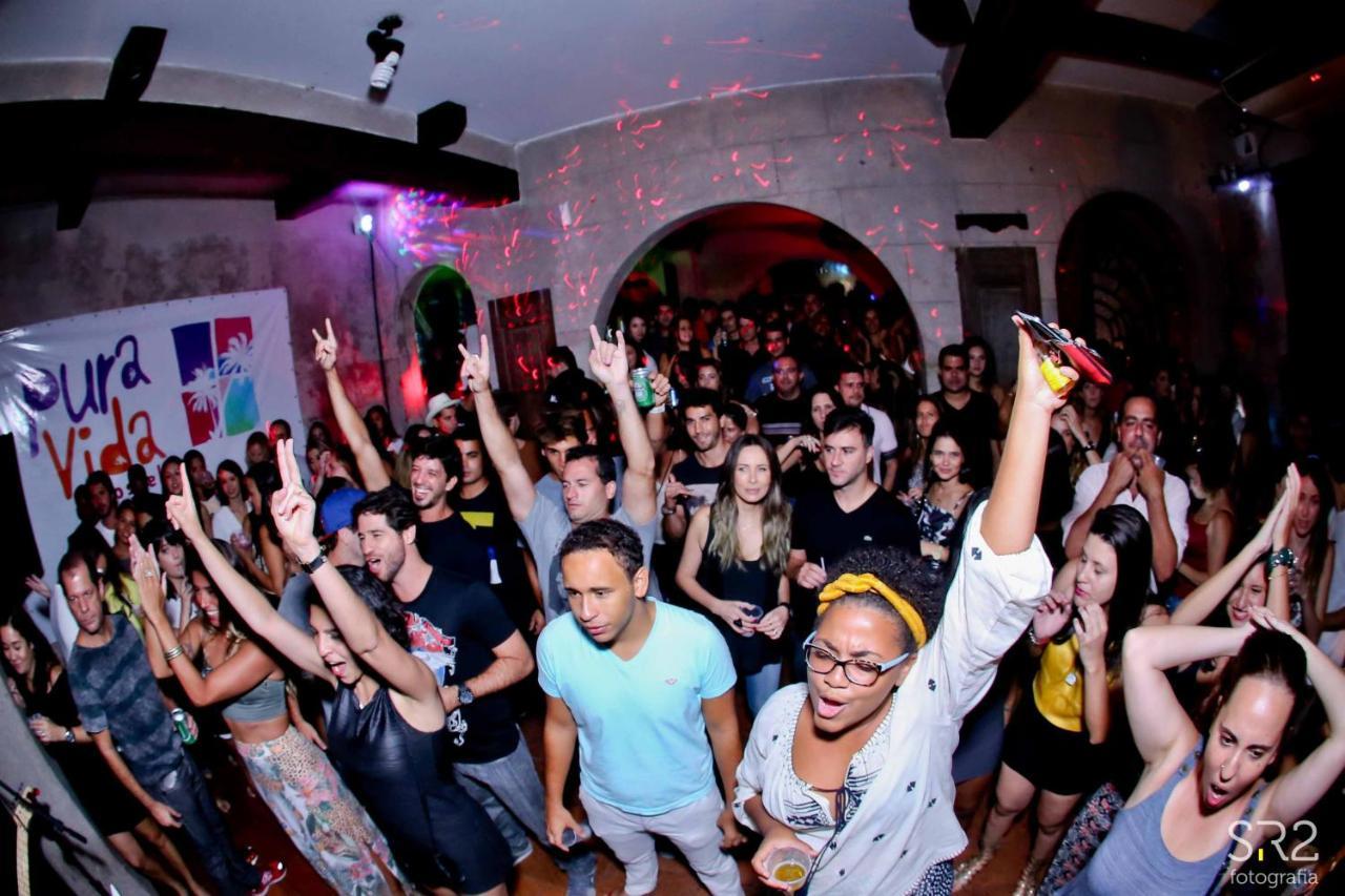 Pura Vida Hostel *